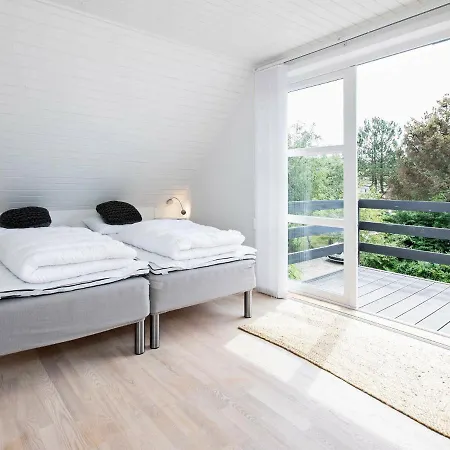 10 Person Holiday In Bl Vand Dom wakacyjny